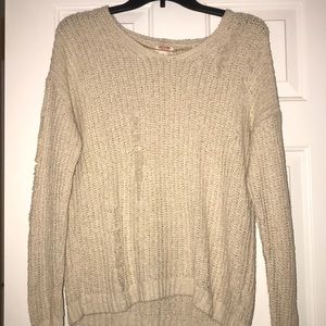 DISTRESSED SWEATER